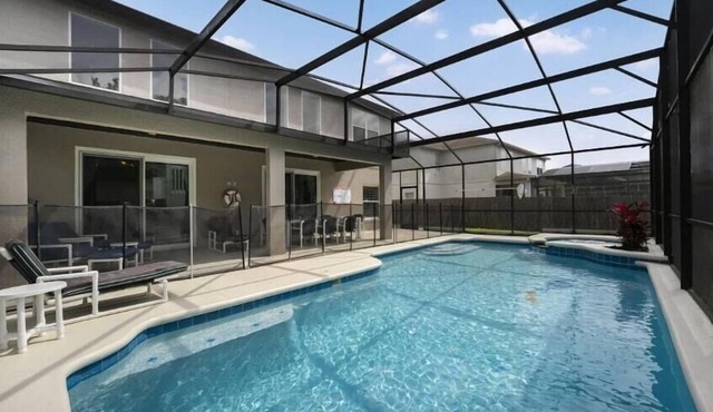 South Facing Pool & Spa Getaway in Kissimmee