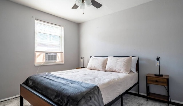 Spacious 2BR Apt w/Remote Work Setup & Laundry