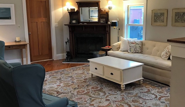 Spacious 3 Bedroom Apartment for Rent - In Town Location