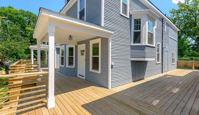 Spacious 6BD side-by-side Apartment Bundle