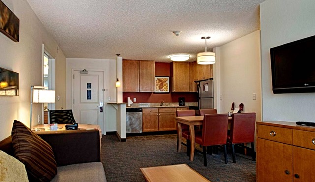 Spacious and Modern Suite in Egg Harbor Township in Egg Harbor Township