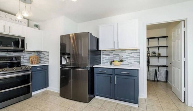 Spacious and Comfortable Homenn