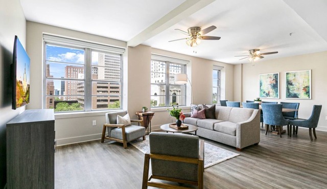 Spacious Condo in California Building