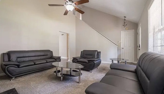 Spacious Gresham Park Home offering 2 Bedrooms, 2 Full Bathrooms! in Atlanta