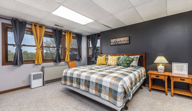 Spacious Suite w/2 King Beds | Near Trails, Lake & Golf