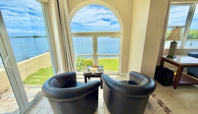 Spanish Trace Escape | Pool + Minutes to the Beach