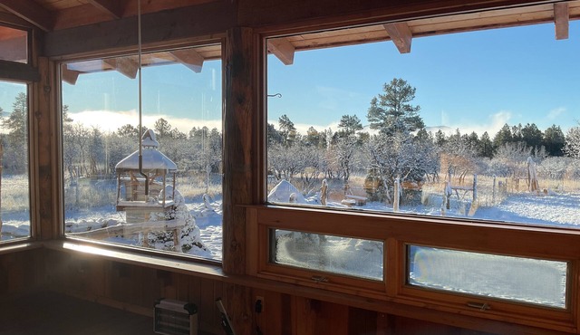 Spectacular Mountain Views Vintage Log Cabin in Southwest Colorado in Mancos