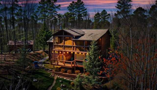 Spring Break for families in BR with Sauna, Hot tub, Firepit & amazing views