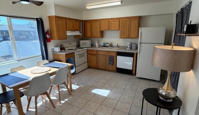 Spring Training Special Comfy 3 Bedroom