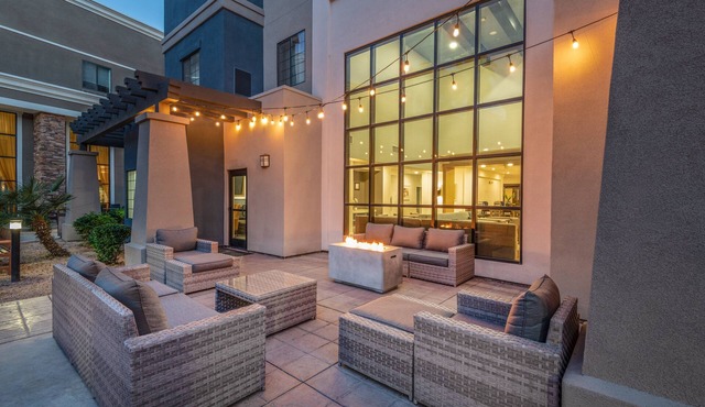 Staybridge Suites Phoenix - Glendale Sports Dist by IHG