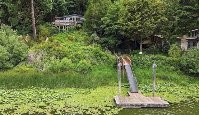 #StayinMyDistrict Majestic Shores Lake Bear Cabin
