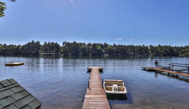 Stepaway Vacation Rentals-Cozy Cottage
