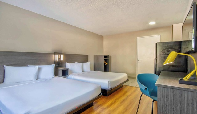 Studio 6 Extended Stay - Austin, TX - Midtown