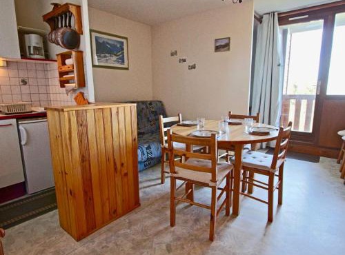 Studio cabine pour 4 personnes, animaux admis, au pied des pistes in Chamrousse