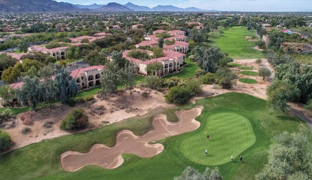 Studio Suite, Sleeps 4, Kitchen, Patio, at Legacy Golf Resort!