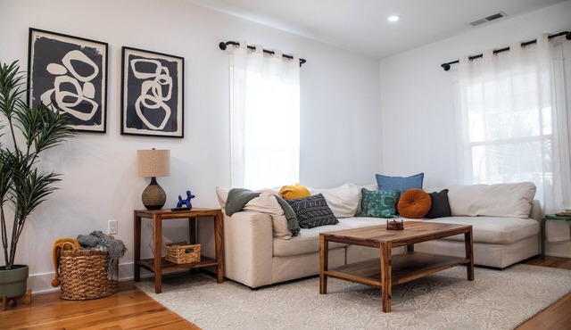Stunning 5 Bedroom Smart House!