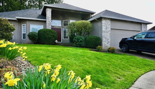 Stunning Ranch Home in Walkable Gorgeous Happy Valley Neighborhood