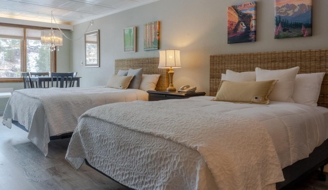 Summit Studio | AC, Pool, Hot Tub, Golf & Ski