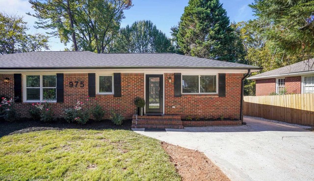 Sunny Sanctuary | Bright & Airy | Great Area