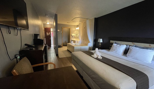 Sunnyside Inn & Suites