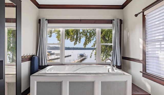 Sunset Hideaway - A Beachfront Bungalow