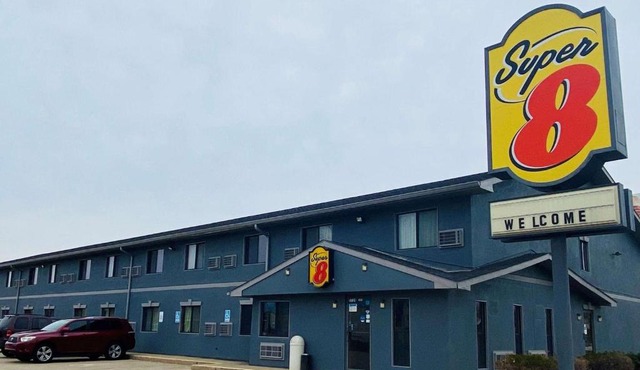 Super 8 by Wyndham Michigan City
