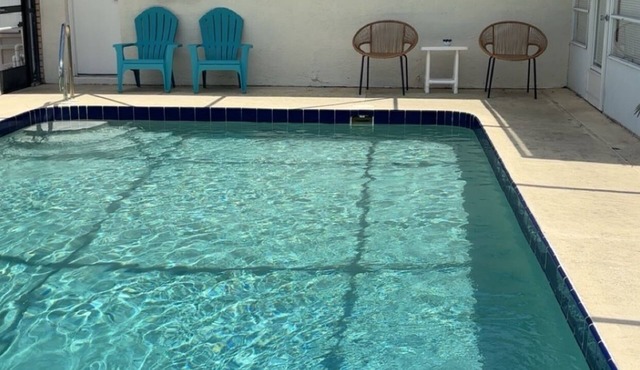 Superb 3-bedroom POOL home with central AC in charming Edgewater in Edgewater