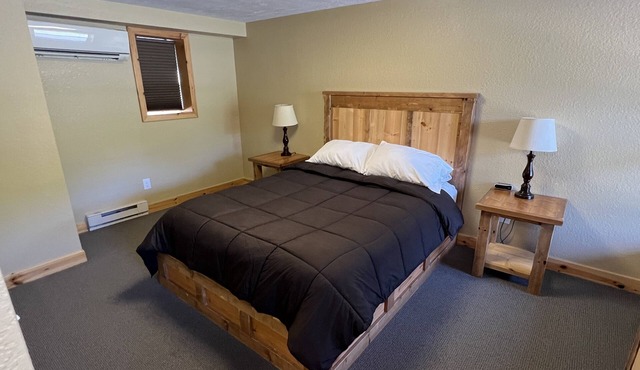 Tahquamenon Suites Lodging - One-Bedroom Suite # 1