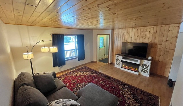 The Ashland Home