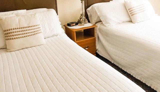 The Classic 2 Bed @ The Maple Tree Inn