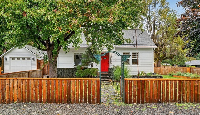 The Cozy Corner Cottage