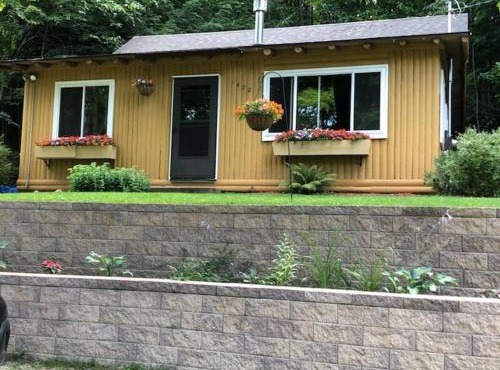 The Crystalaire Cabin - Charming and Relaxing!
