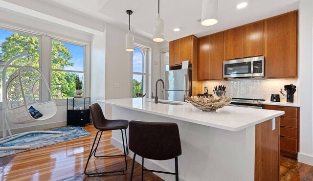 The Flatiron | Views & Design| Near to ALL