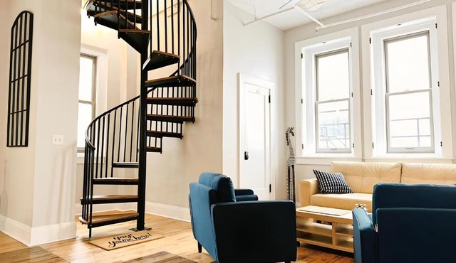 The Historic Lyric Penthouse with Private Rooftop