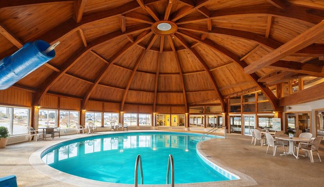 The Round Barn Lodge