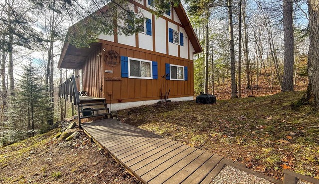 The Snuggery @ Whitecap ~ Ensuite Sauna *Now with A/C*