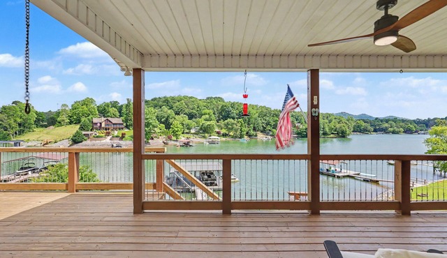 The Splash Pad at Lake Chatuge by Chatuge Home Concierge | Lakefront Retreat · Private Dock · Kayaks · Paddle-boards · Splash Pad