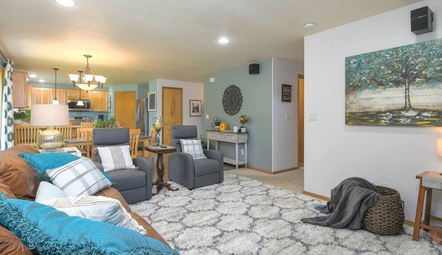 This house is a 4 bedroom(s), 2.5 bathrooms, located in Vancouver, WA.