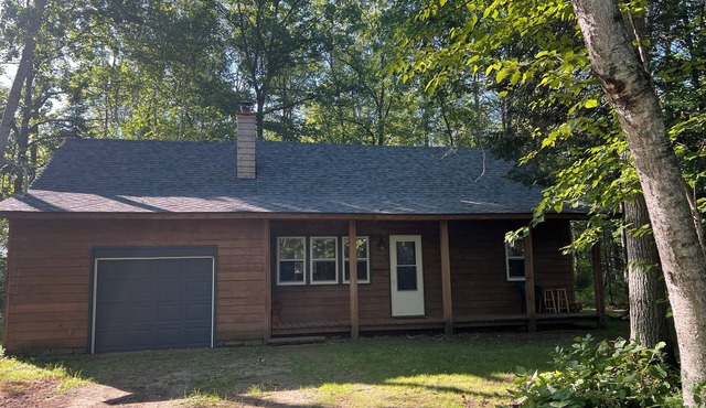 Three bedroom Pet friendly Cottage in the woods Birch Lake. Hiking and biking