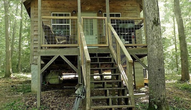 Tiny Cabin with Fire Pit & Covered Porch Retreat in Salem, Missouri
