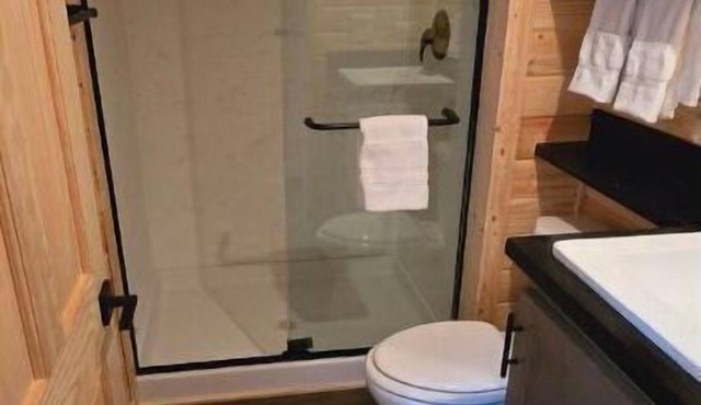 Tiny Home King Room #8A