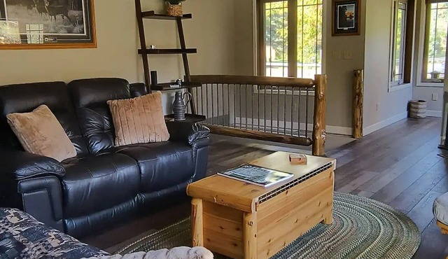Troullier's River House