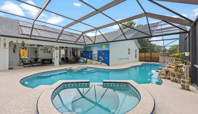 Turquoise Turtle Cove-25 Mins to the Beach & Port! in Rockledge