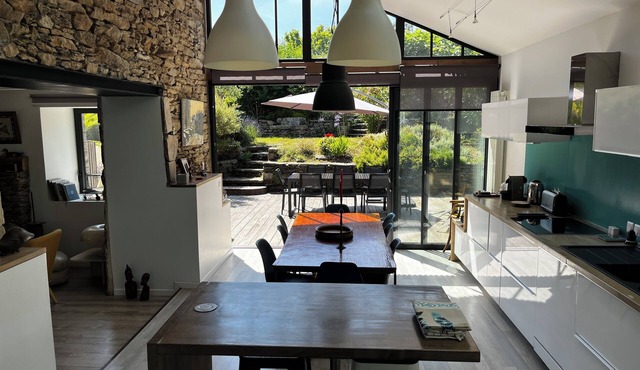 TYCHA-home with character, walking distance to beaches, high-speed WIFI in Moëlan-Sur-Mer