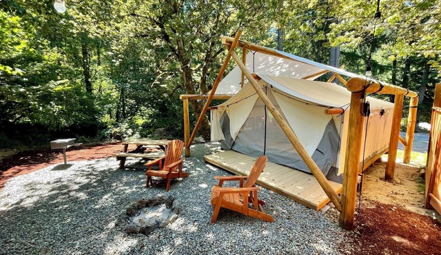 Umpqua National Forest Glamping Tent Woodsman - Near Crater Lake & Umpqua Hot Springs