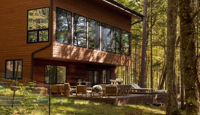 unique cabin hot tub, zip line, chickens, garden