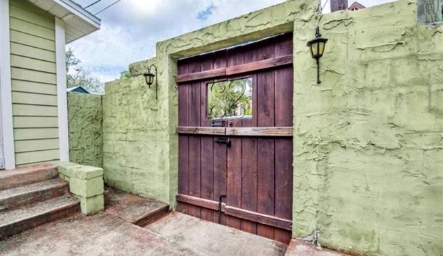 Unique Music-Themed Studio Cabin with Soaking Pool & Fire Pit in St. Augustine, Florida in St. Augustine