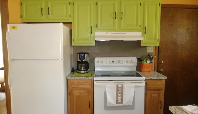 Updated 3BD/2BA Waterfront Home on a Private Lot in Pulaski
