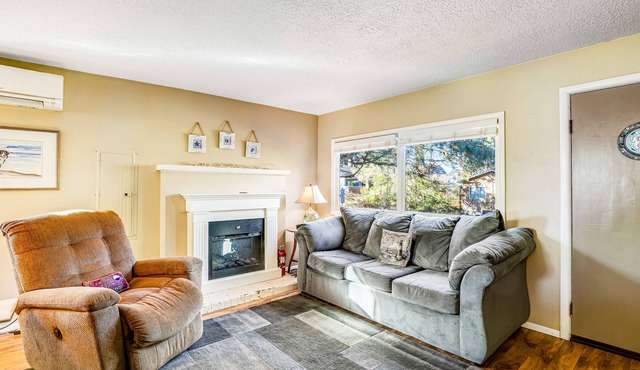Updated Dog-Friendly Cottage with Outdoor Firepit, Five Blocks from the Beach