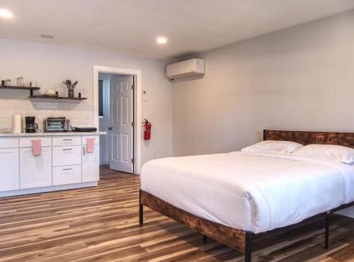 Vermont Suites